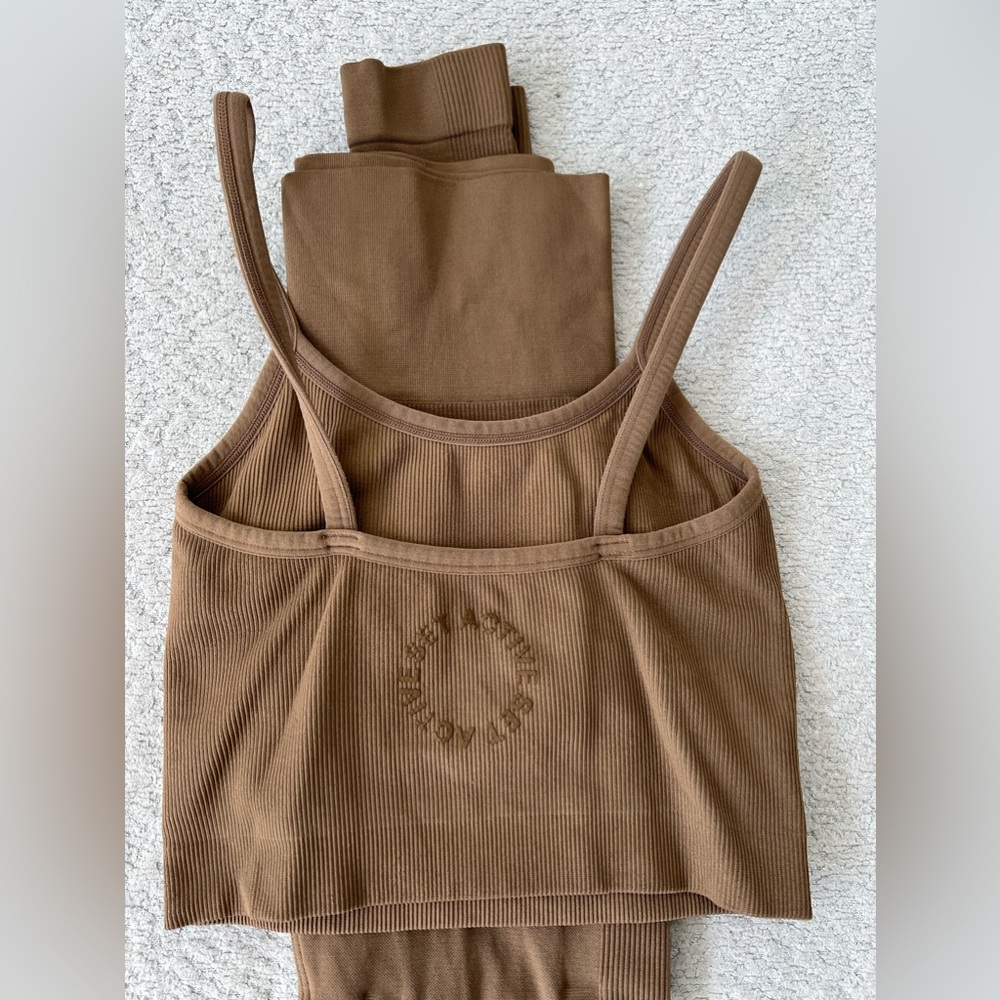 Brown Set Active Set - image 3